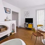 T3 Authentique Avec Terrasse Et Parking Prive Royan