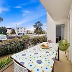 Apartment T3 Authentique Avec Terrasse Et Parking Prive *
